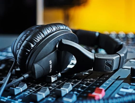 Sennheiser HD 280 PRO Headphones